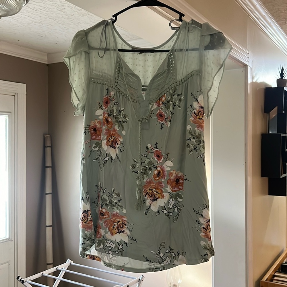 Small floral blouse, small